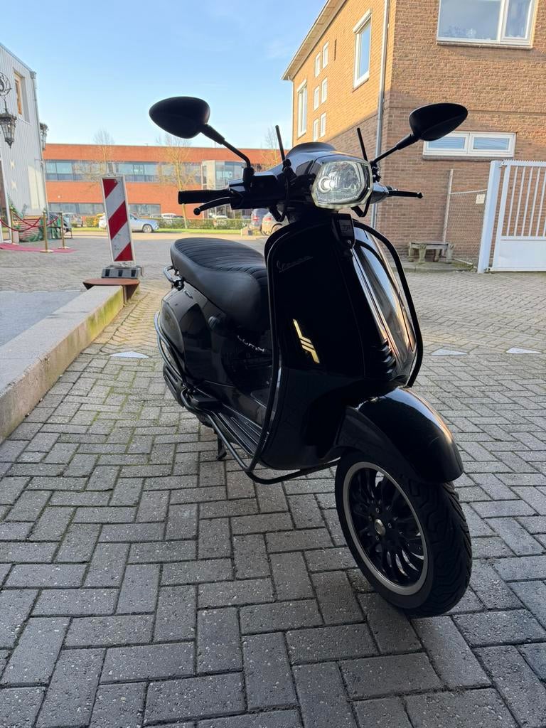 Vespa sprint 50cc, Ophalen of Verzenden, Zo goed als nieuw, Benzine