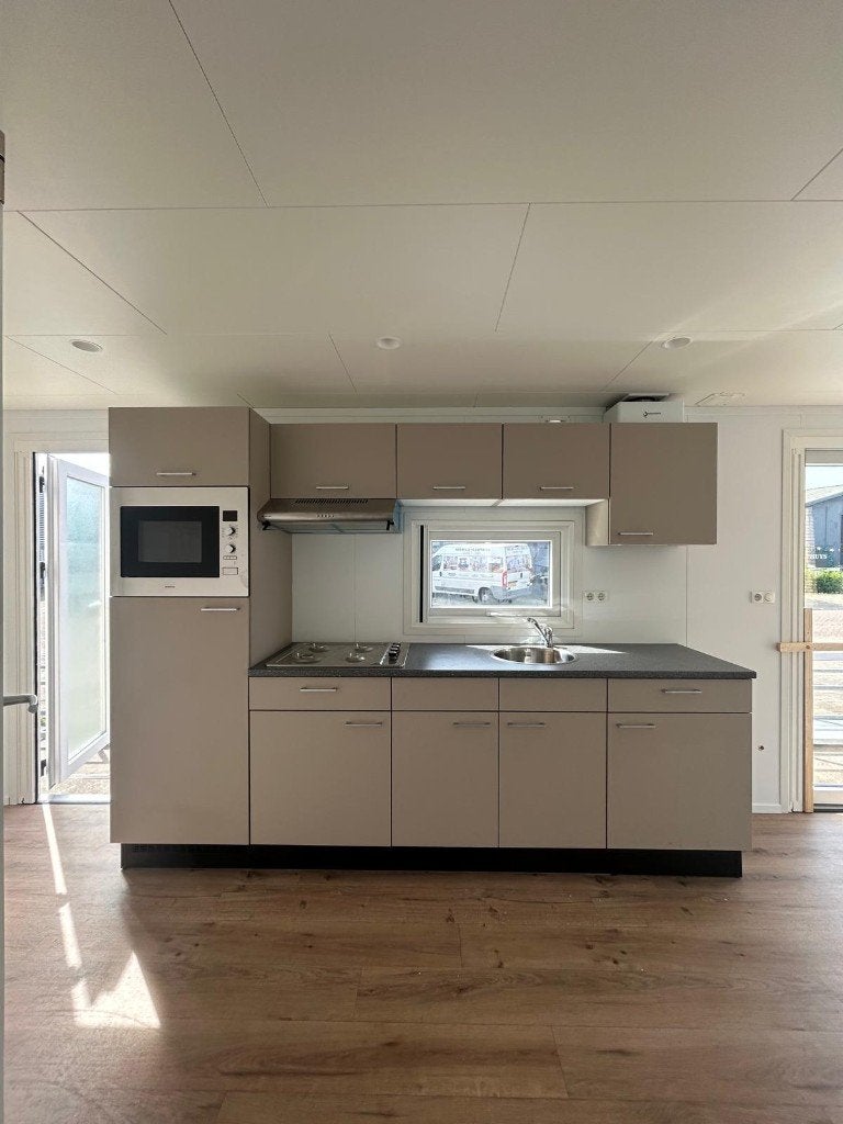 * NIEUW * ZARO 8,5 x 3,77 meter chalet | stacaravan te koop, Caravans en Kamperen, Tot en met 4
