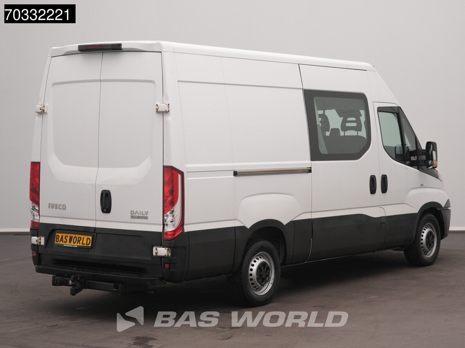 Iveco Daily 35S14 Automaat L2H2 Dubbel Cabine Trekhaak Airco, Auto's, Automaat, Stof, Gebruikt, Euro 6