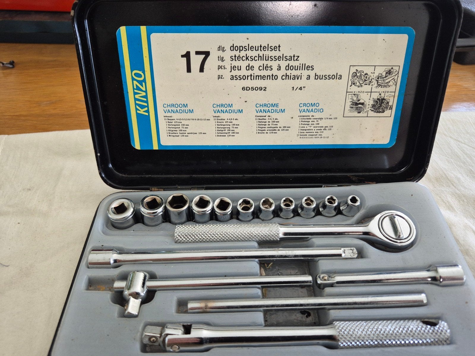 Kinzo dopsleutelset 17-delig 1/4" chroom vanadium, Ophalen, Gebruikt, Gereedschapsset, Overige merken