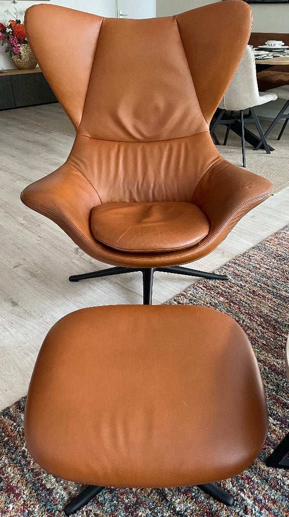 Leren fauteuil met voetenbank - Cognac bruin, Ophalen, Modern, Scandinavisch, Design, 75 tot 100 cm, Zo goed als nieuw