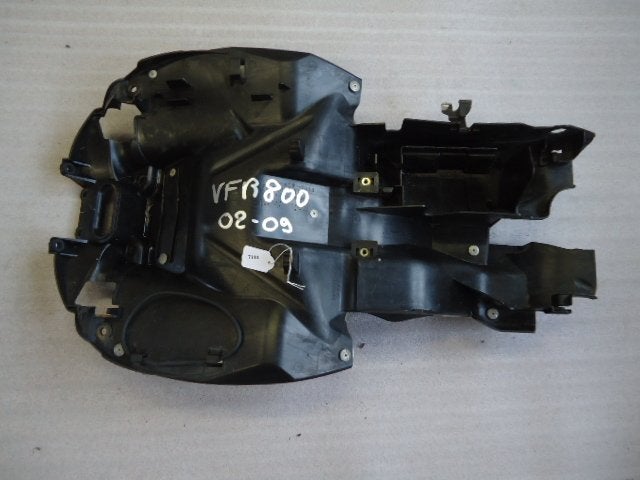 VFR800 2002 - 2013 Honda Batterijbak D1-11166