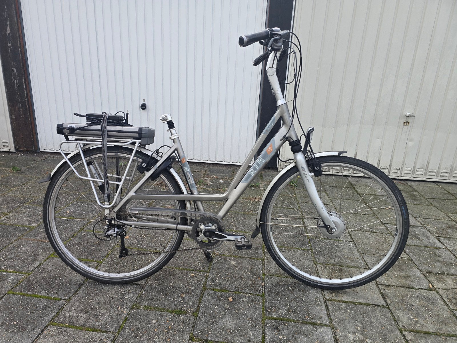 rih omega 3, 51 tot 55 cm, Ophalen, Gebruikt, Overige merken