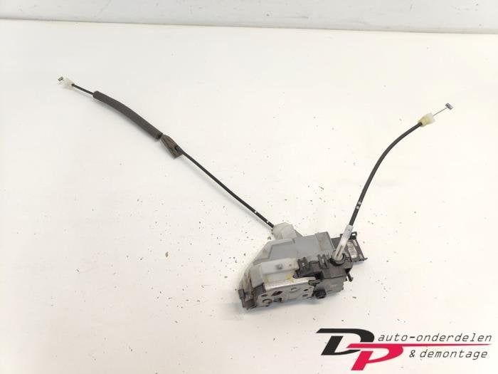 Deurslot Mechaniek 4Deurs rechts-achter van een Peugeot 5008, Auto-onderdelen, Carrosserie en Plaatwerk, Gebruikt, -, -, Ophalen of Verzenden
