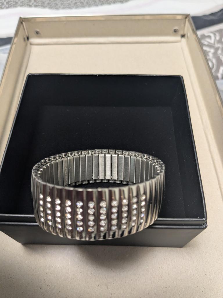 Mooie armband nog nieuw, Ophalen of Verzenden, Nieuw, Overige materialen