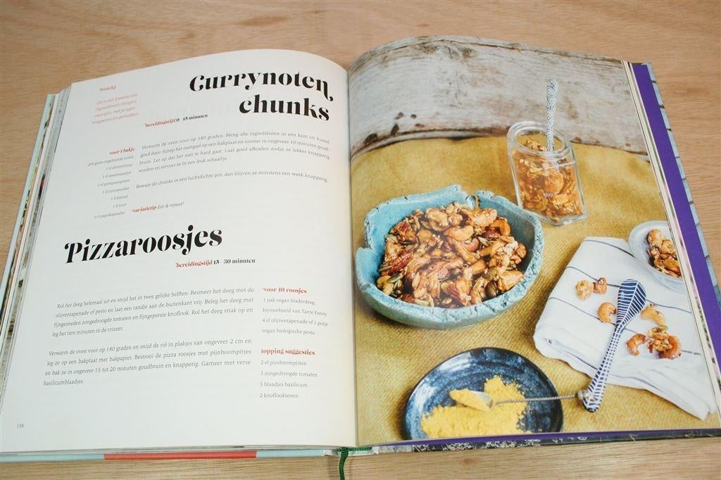 Lisa Goes Vegan — Kookboek & Lifestyle, Ophalen of Verzenden, Zo goed als nieuw, Italië