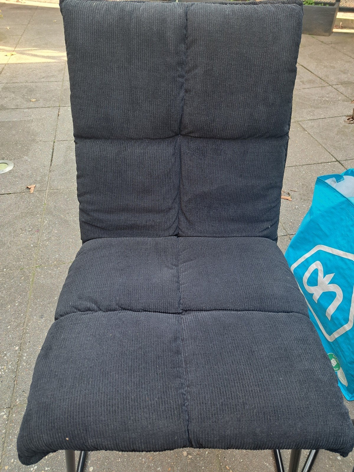 2x Zwarte Corduroy Eetkamerstoelen Olivia (Xenos), Ophalen, Twee, Zwart, Zo goed als nieuw