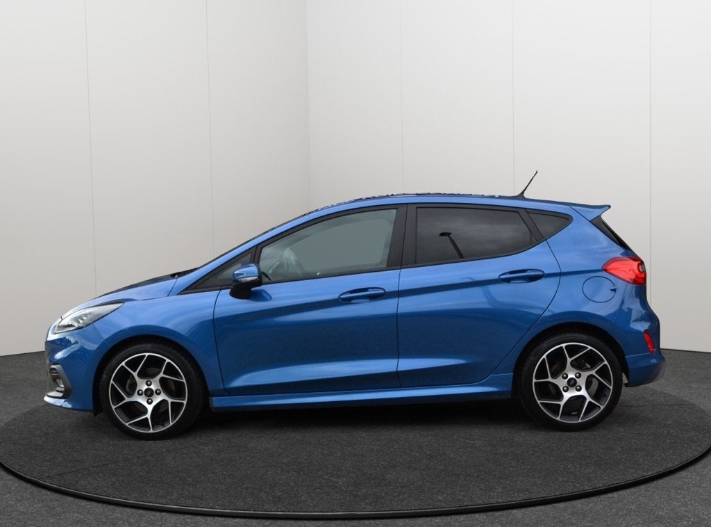 Ford Fiesta 1.5 ST 200PK LED/Carplay/Recaro/Performance, Auto's, Ford, Stof, Gebruikt, Bedrijf, Handgeschakeld