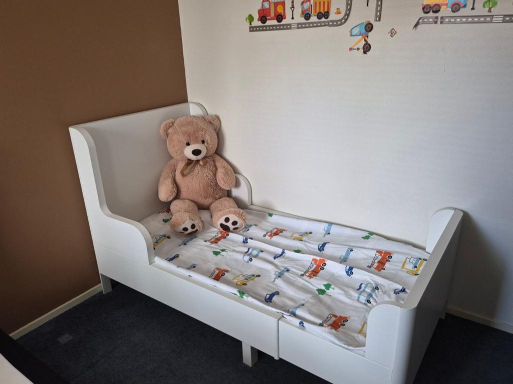 Compleet Ikea meegroei kinderbed., Ophalen, 85 tot 100 cm, Zo goed als nieuw, Matras