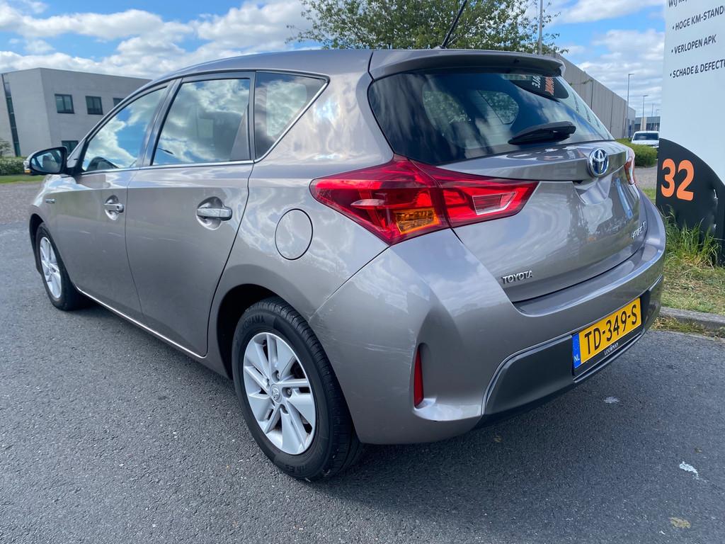 Toyota Auris Touring Sports 2013 * 1.8 Hybrid Aspiration * A, Auto's, Toyota, Euro 5, Gebruikt, 1370 kg, 4 cilinders