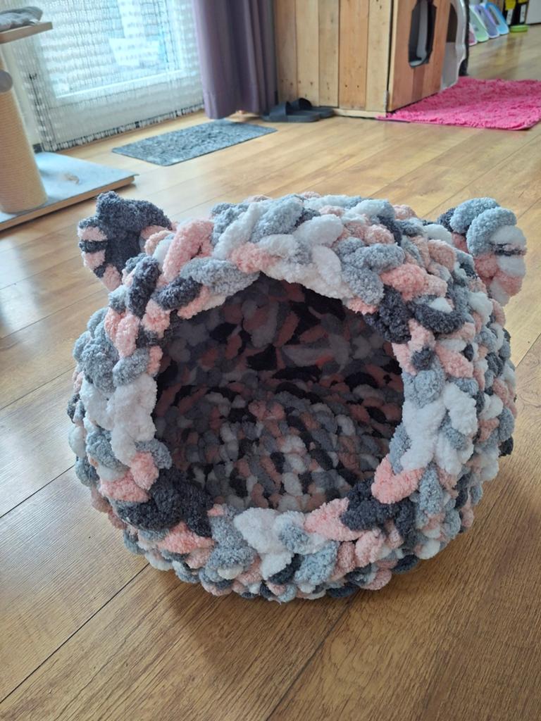 Handgemaakt kattenmandje met zacht chenille wol, Ophalen of Verzenden
