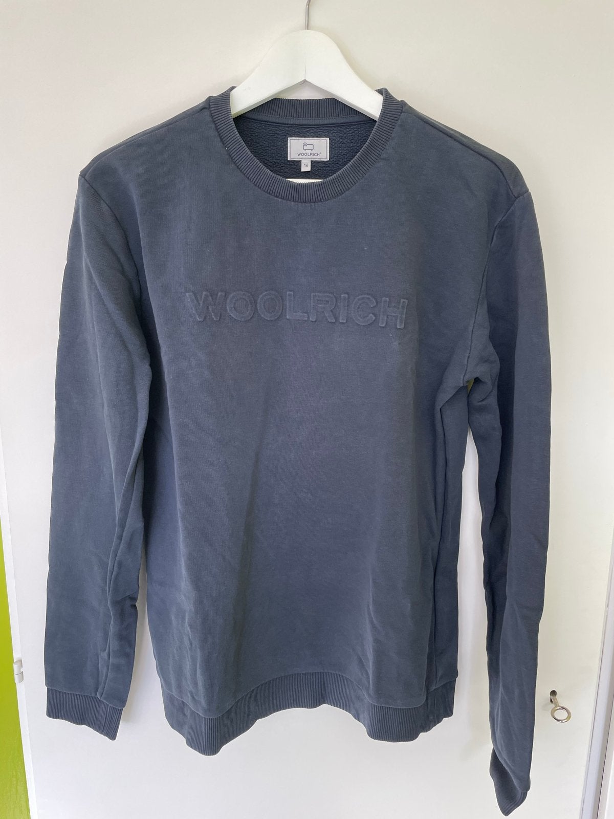 Woolrich sweater maat 16 (S)  zwart met logo, Ophalen of Verzenden, Gedragen, Maat 46 (S) of kleiner, Zwart