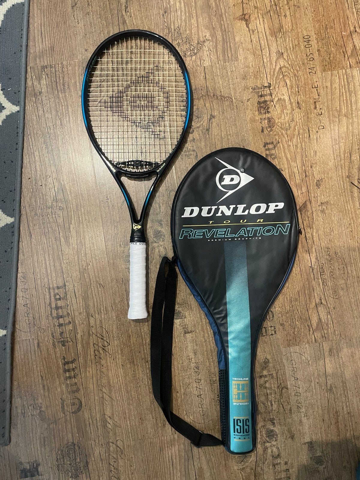 Dunlop Tour Revelation Tennisracket L4 inclusief draagtas, Sport en Fitness, Tennis, L4, Ophalen of Verzenden, Zo goed als nieuw