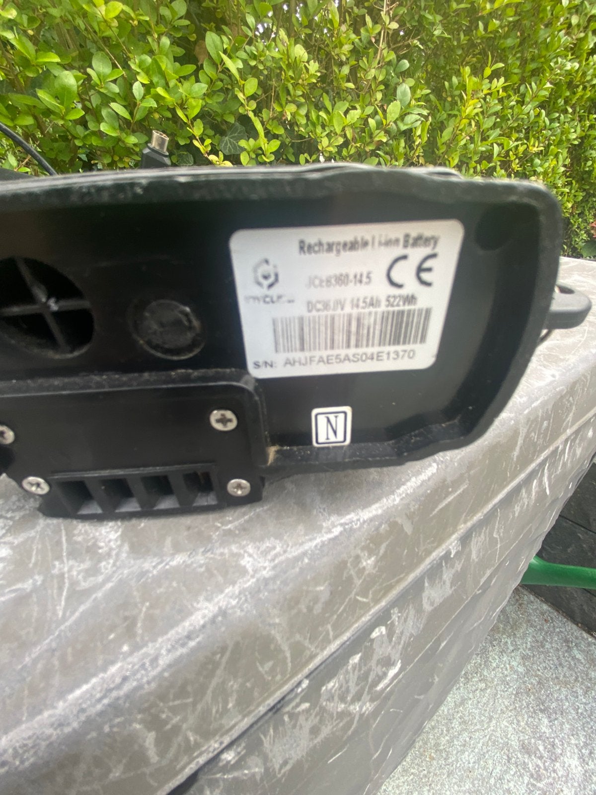 Te koop defect stella accu de oplader nog goed, Auto-onderdelen, Ophalen