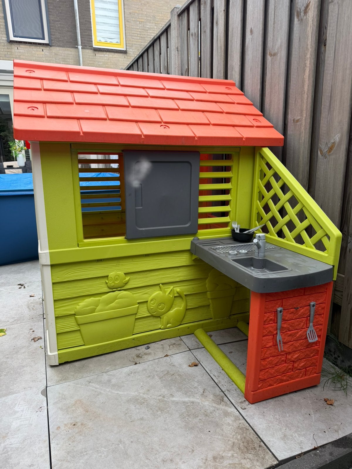 Smoby speelhuisje met bbq, Ophalen, Gebruikt, Kunststof