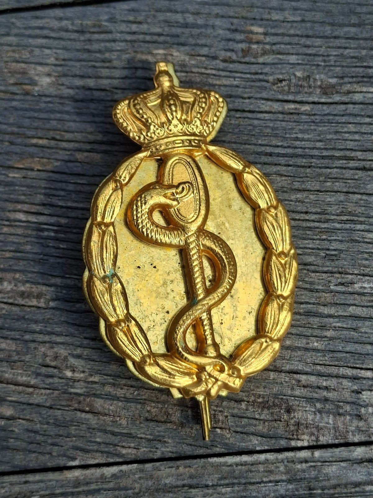 Borst embleem Arts vaardigheids insigne (Begeer Voorschoten), Ophalen of Verzenden, Landmacht, Nederland, Embleem of Badge