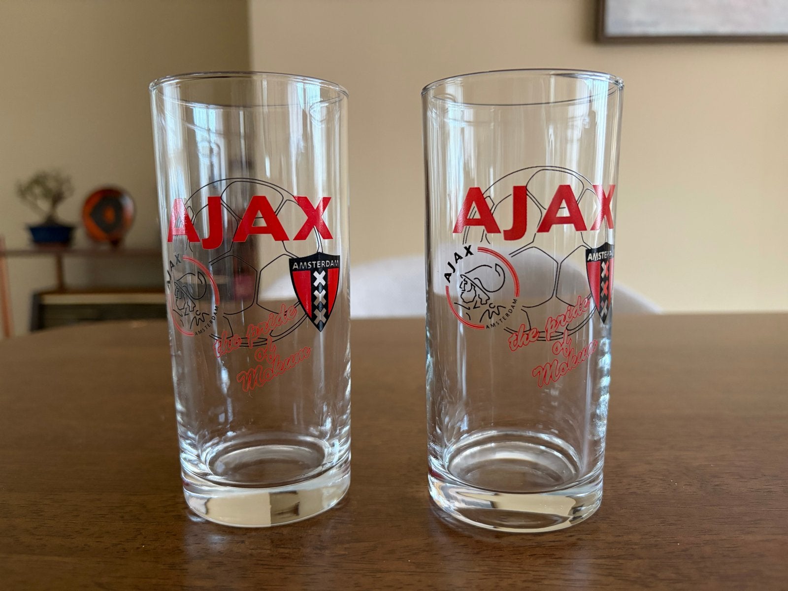 Set van 2 Ajax glazen - Voetbal memorabilia, Ophalen of Verzenden, Zo goed als nieuw, Meerkleurig, Glas
