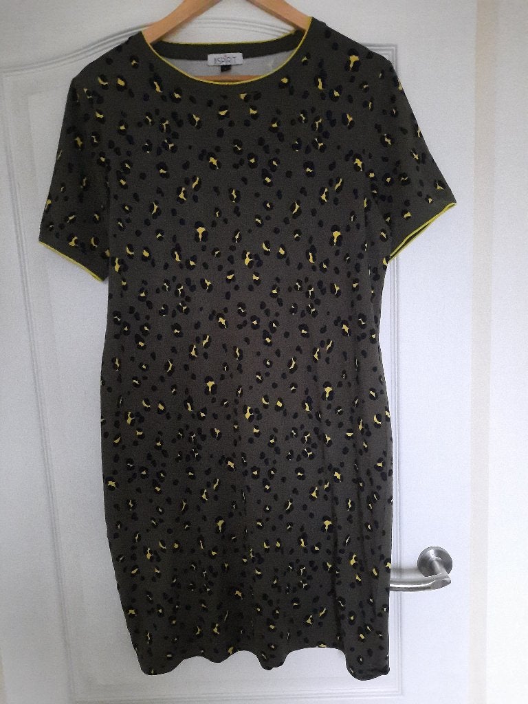 groen luipaard panter print jurkje L, Maat 42/44 (L), Ophalen of Verzenden, Zo goed als nieuw, Boven de knie