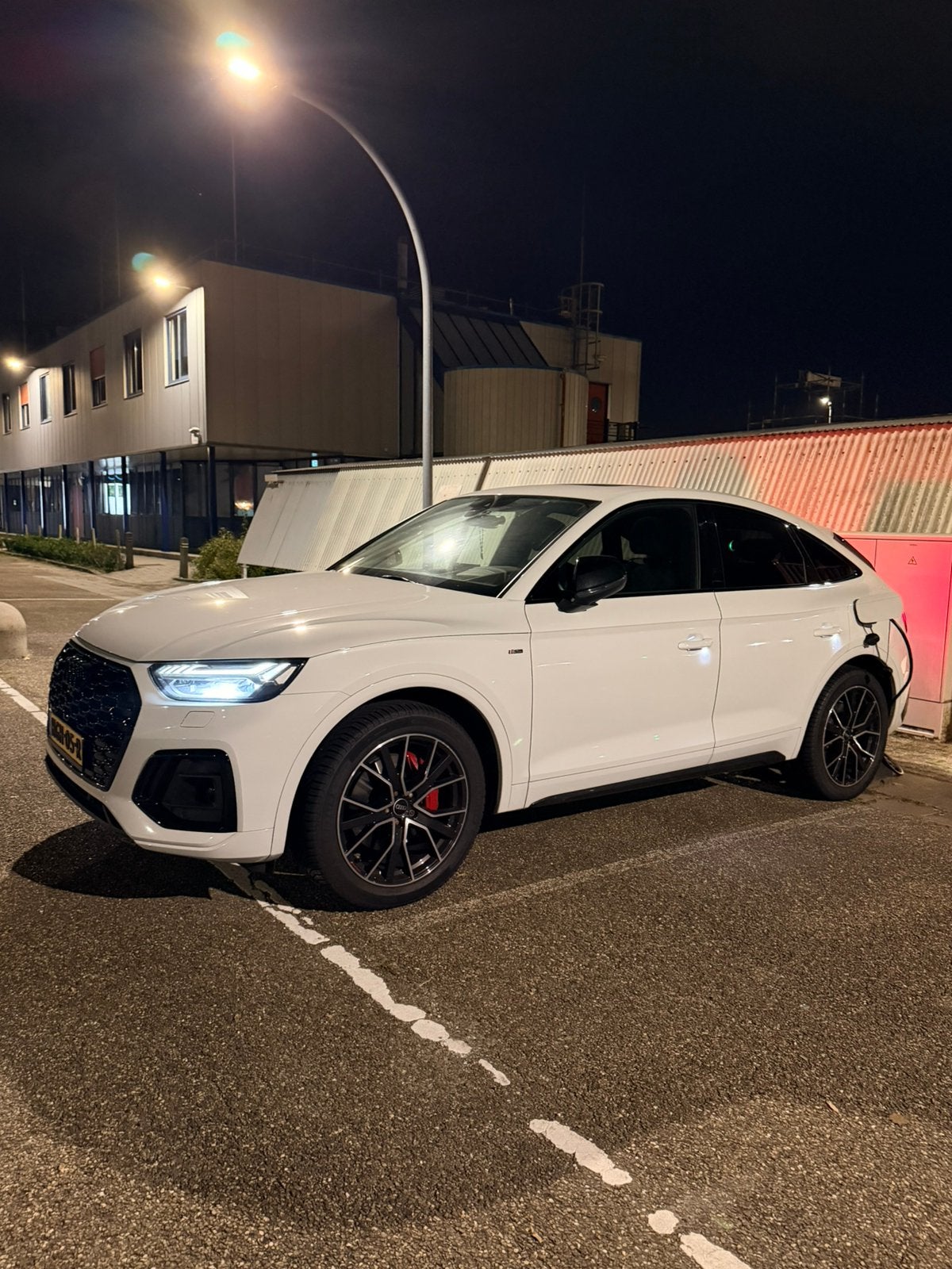 Audi Q5 sportback 55 Tfsi e 367pk S Tronic Quattro 2021 Wit, Auto's, Automaat, Zwart, Wit, Plug-in hybride
