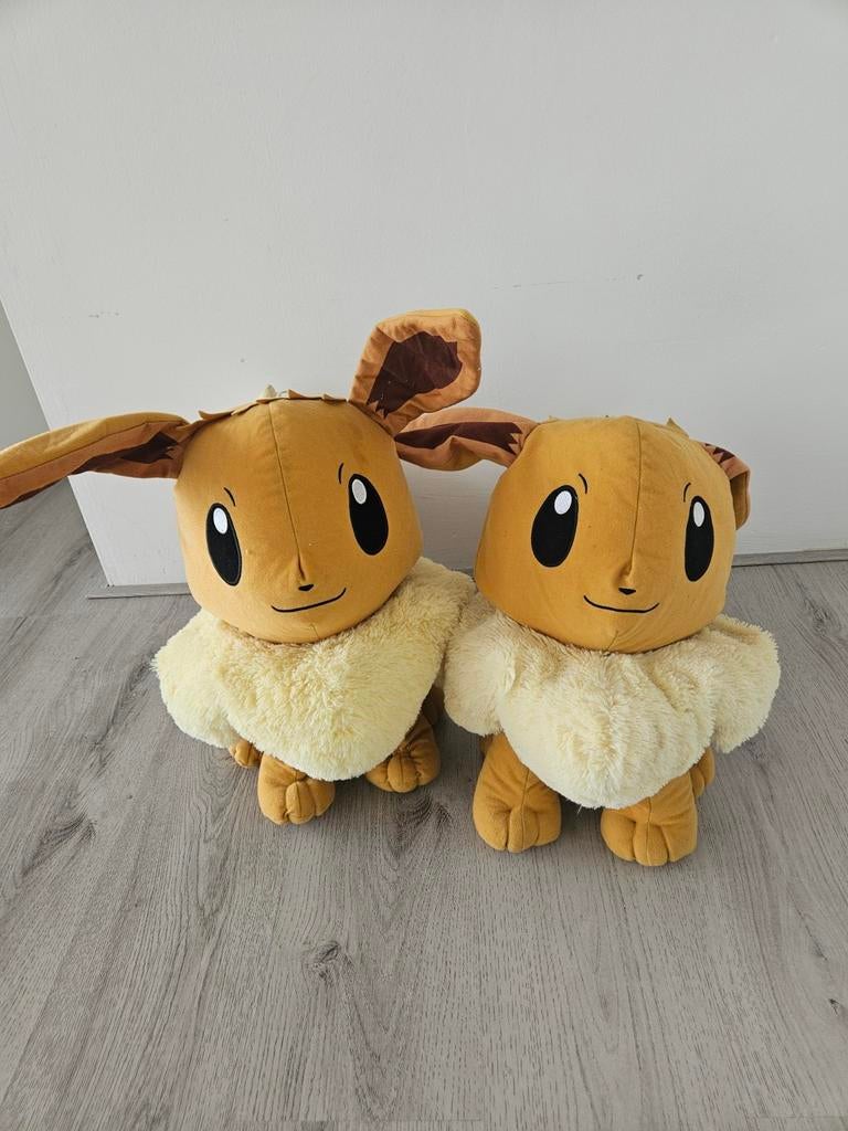 2 grote eevee knuffels, Ophalen of Verzenden, Zo goed als nieuw, Overige typen