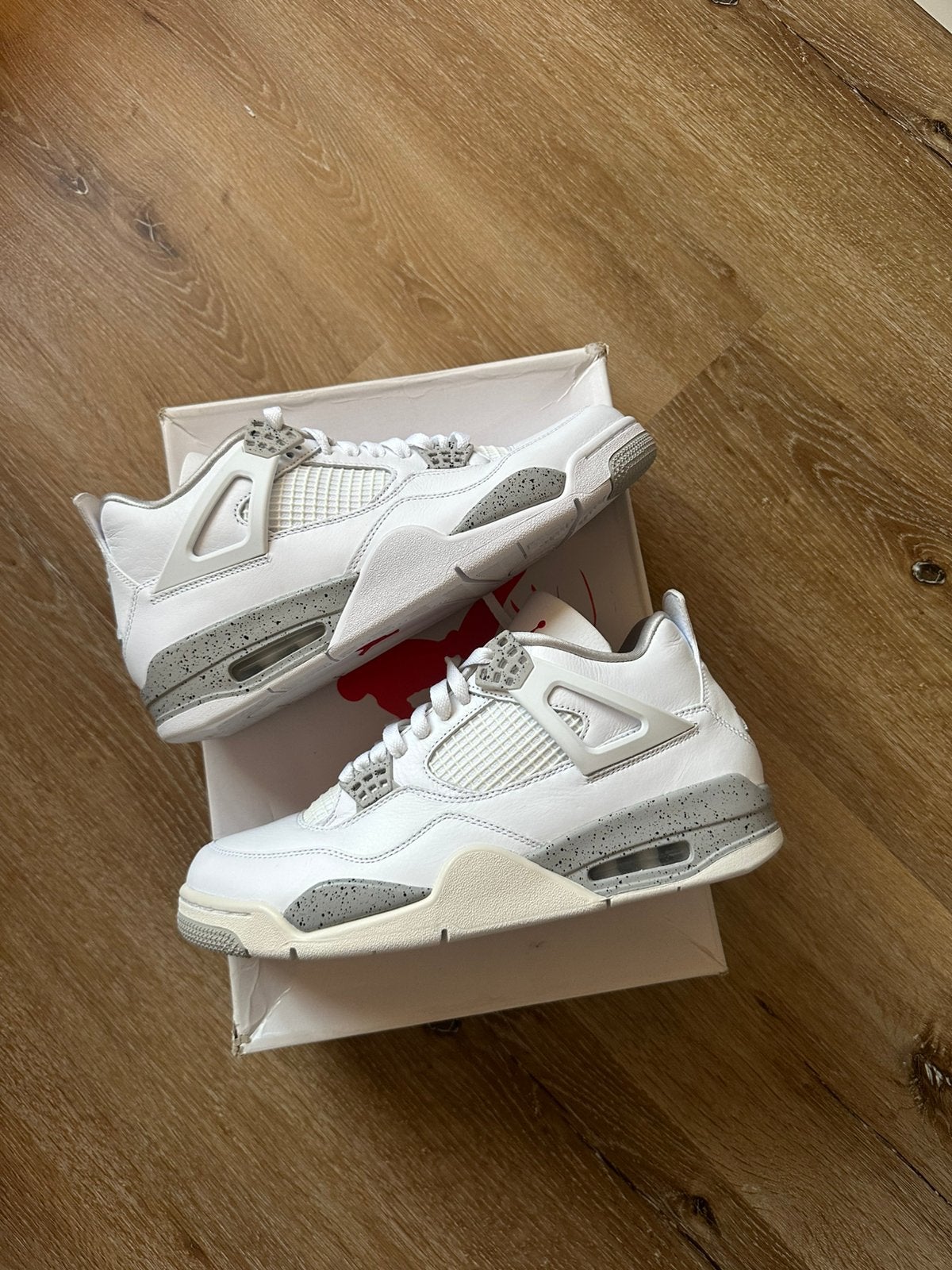 Nike Air Jordan 4 Oreo 44 EU, Wit, Nieuw, Ophalen of Verzenden, Sneakers of Gympen