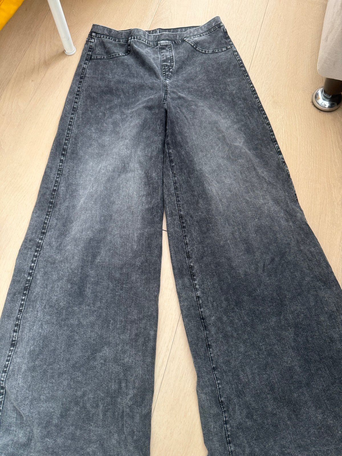 Zwarte wijde pijpen jeans - Maat 152, Kleding | Dames, Ophalen of Verzenden, Zo goed als nieuw, Maat 34 (XS) of kleiner, Grijs