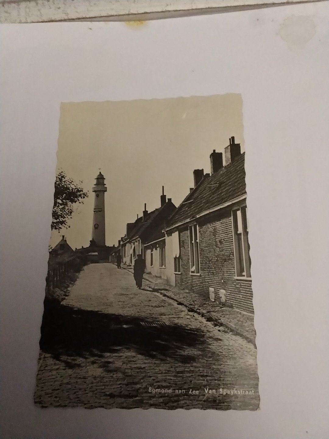 Oude foto Egmond aan Zee, Van Speykstraat met vuurtoren 1962, Ophalen of Verzenden, Noord-Holland