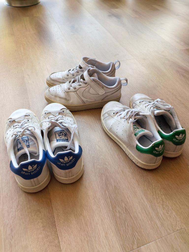 Kinderschoen Adidas en Nike maat 33 en maat 35, Ophalen, Gebruikt, Sportschoenen, Nike