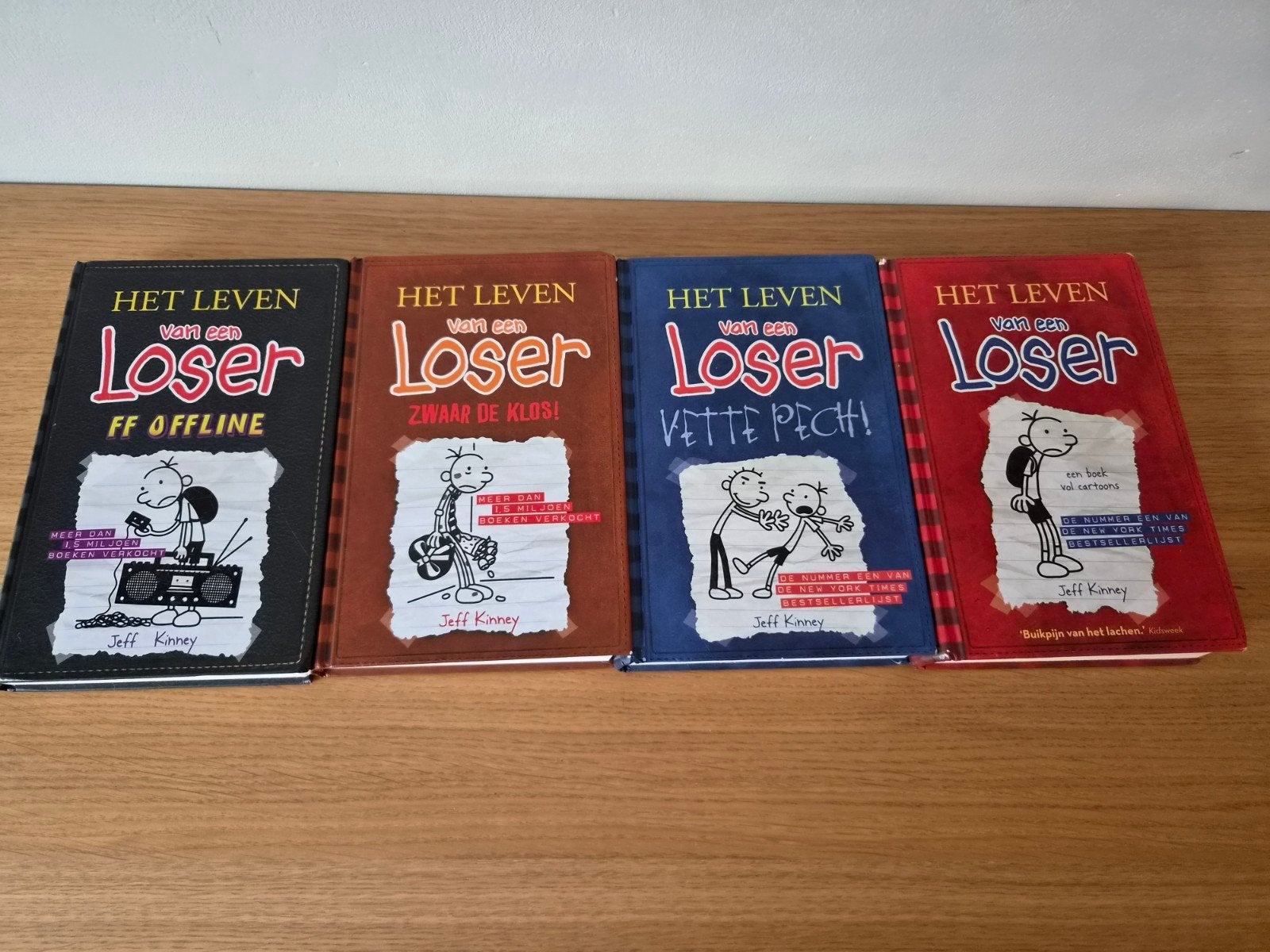 Het leven van een Loser - 4 boeken van Jeff Kinney, Boeken, Ophalen of Verzenden, Gelezen, Jeff Kinney, Fictie algemeen