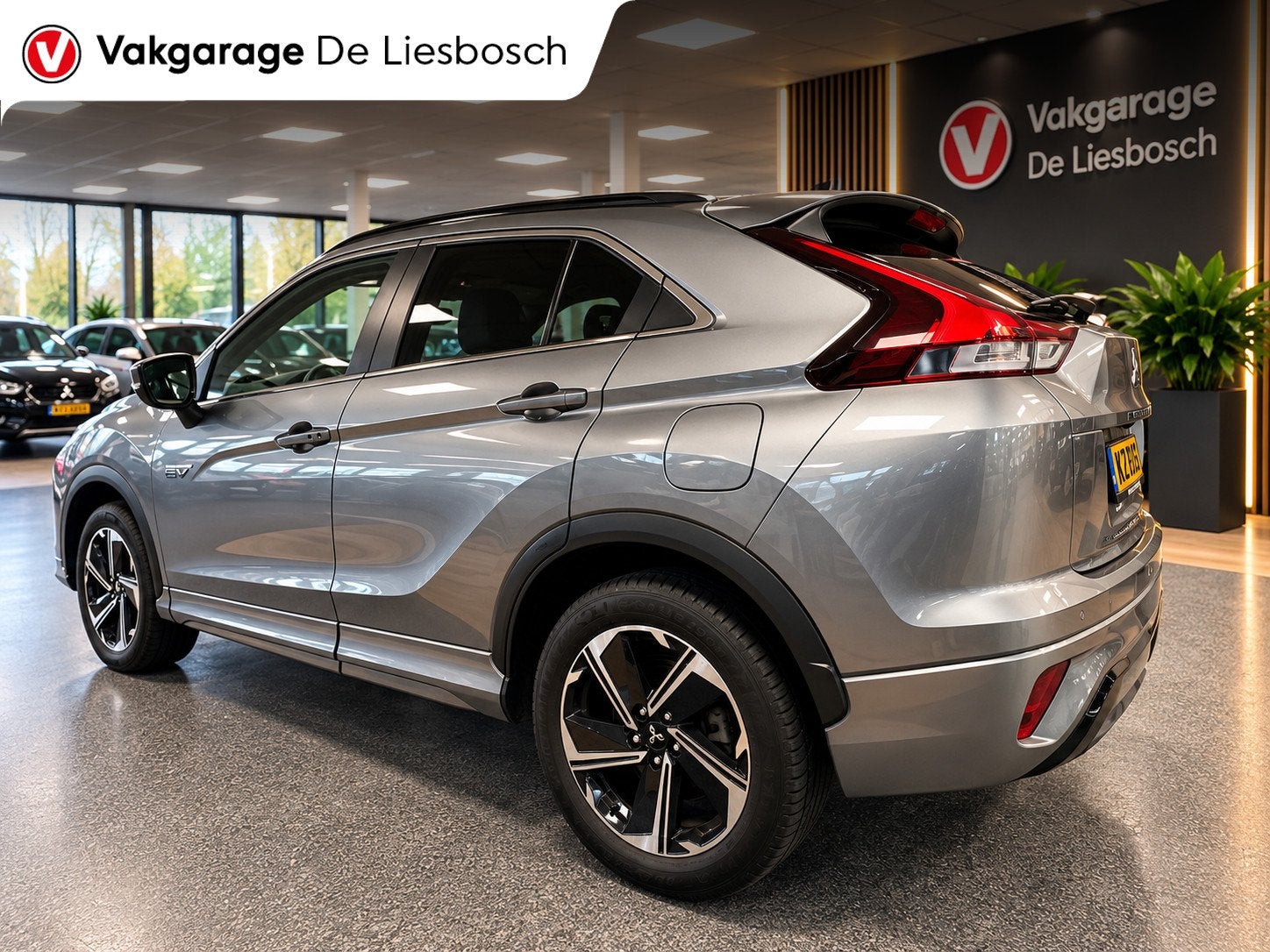 Mitsubishi Eclipse Cross 2.4 PHEV Executive/360 camera/navi/, Auto's, Automaat, Euro 6, 4 cilinders, Bedrijf
