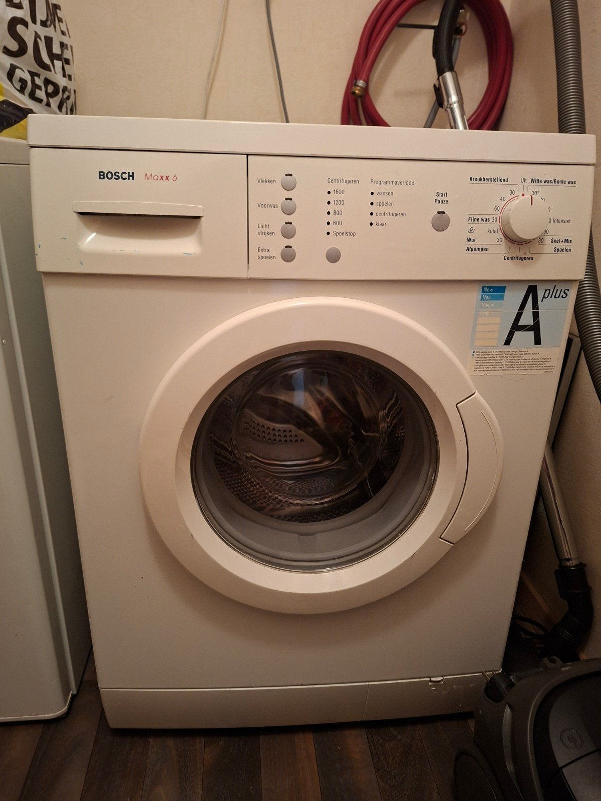 Bosch Maxx 6 Wasmachine Defect Gratis, Witgoed en Apparatuur, 6 tot 8 kg, Ophalen, 1200 tot 1600 toeren, 85 tot 90 cm