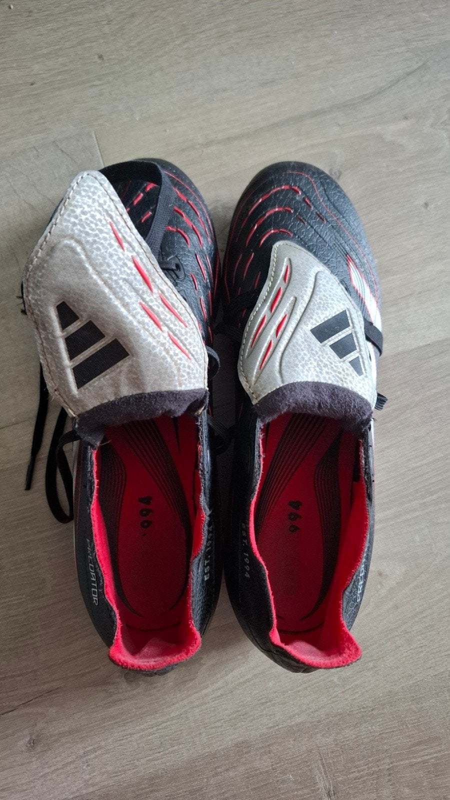Adidas Predator voetbalschoenen maat 42 (8½ US), Sport en Fitness, Voetbal, Ophalen of Verzenden, Gebruikt, Schoenen