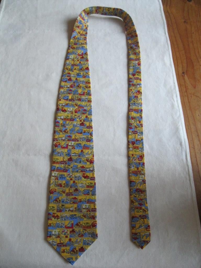 2 dezelfde stropdassen, geel met print, 100% silk, Kleding | Heren, Stropdassen, Overige kleuren, Onbekend, Ophalen of Verzenden