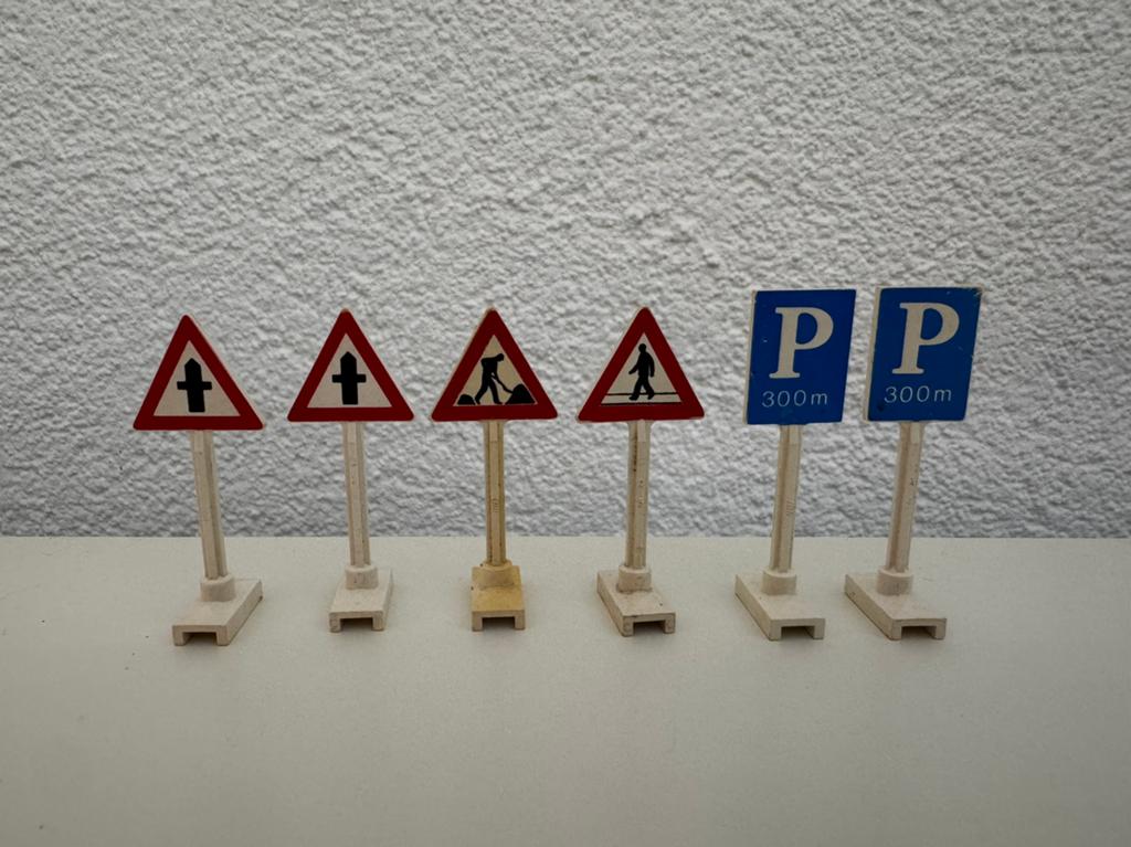 13 Legoland vintage Lego verkeersborden, Ophalen of Verzenden, Zo goed als nieuw