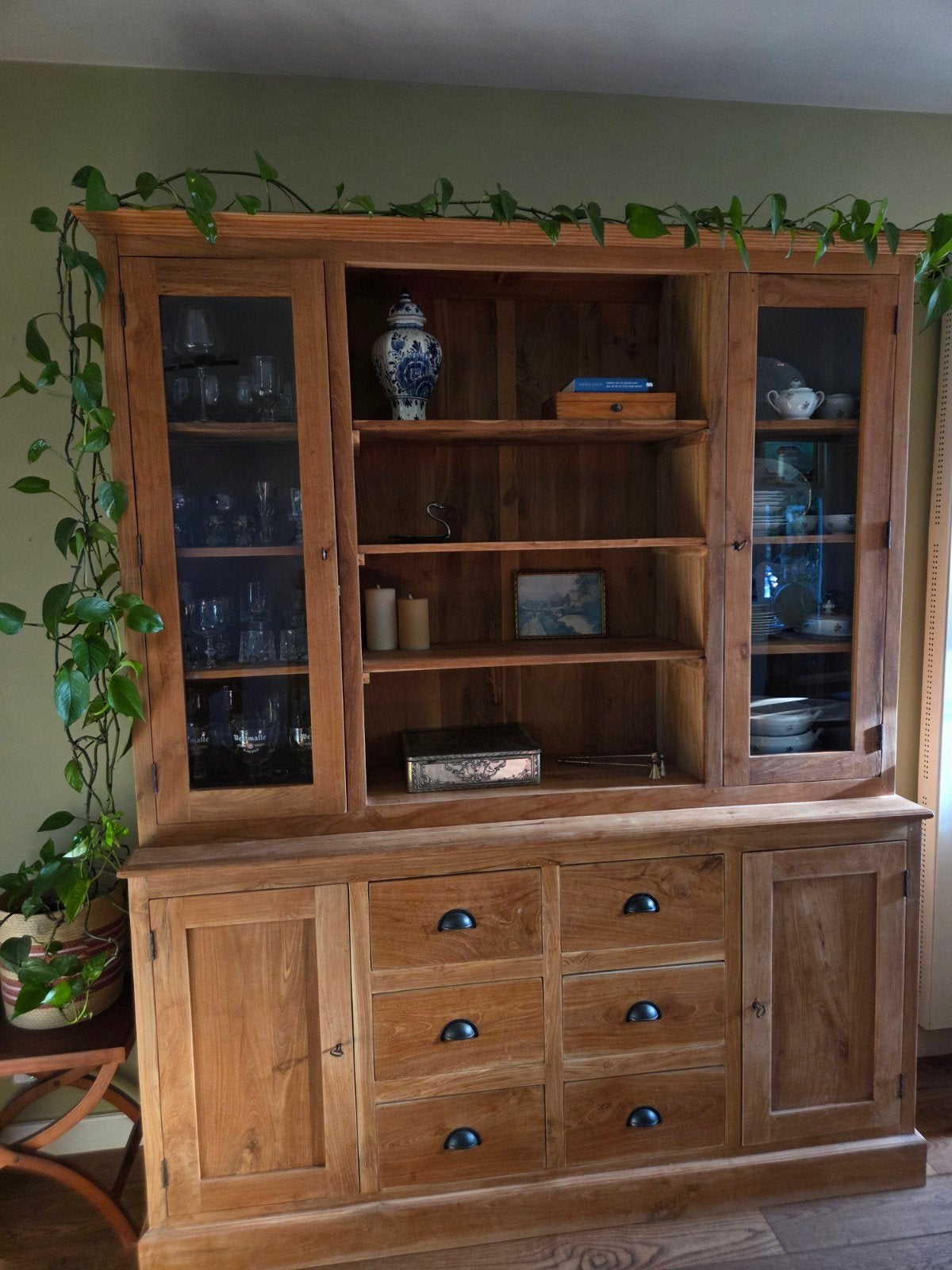 Prachtige massief eiken buffetkast / servieskast 180x47x220