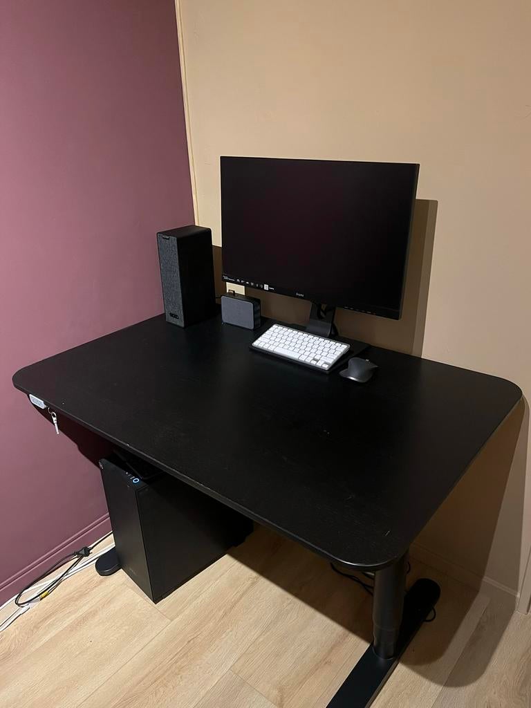 Ikea Bekant 120x80 elektrisch zit/sta bureau, Huis en Inrichting, Bureaus, Ophalen, Elektrisch, Gebruikt, Spaanplaat of MDF
