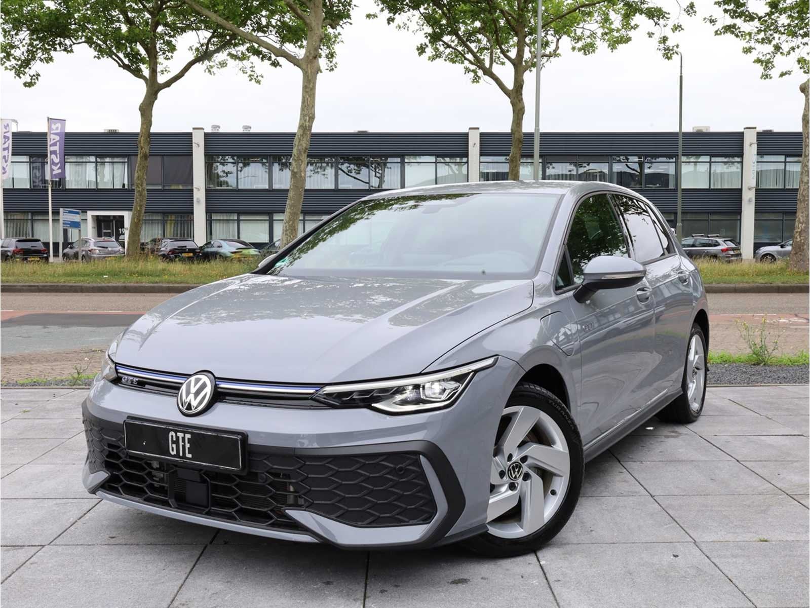 Volkswagen Golf GTE 1.5 eHybrid PHEV 272PK Automaat 2025, Auto's, Automaat, Gebruikt, Bedrijf, Te koop