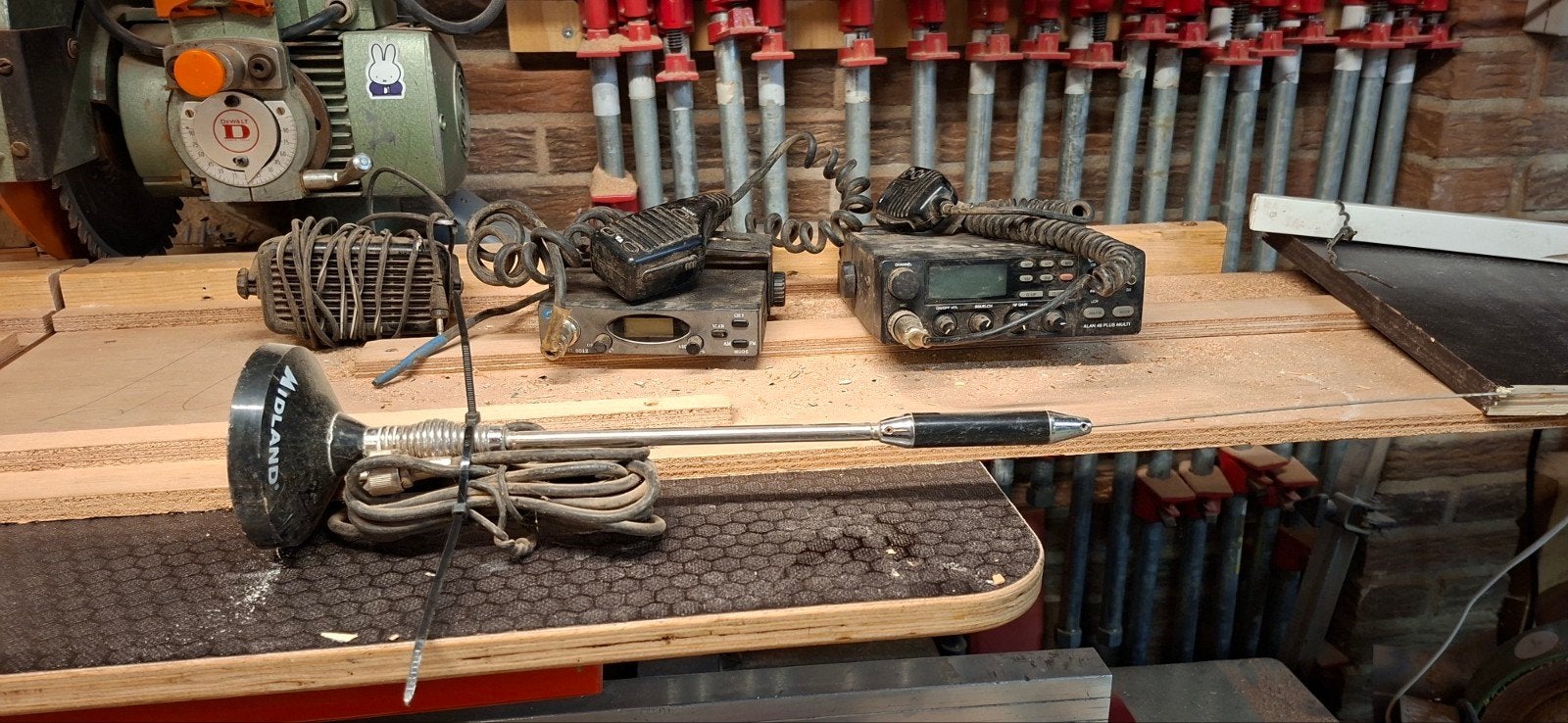 27 MC spullen - Schuurvondst, werking onbekend, Telecommunicatie, Ophalen, Niet werkend, Zender en Ontvanger