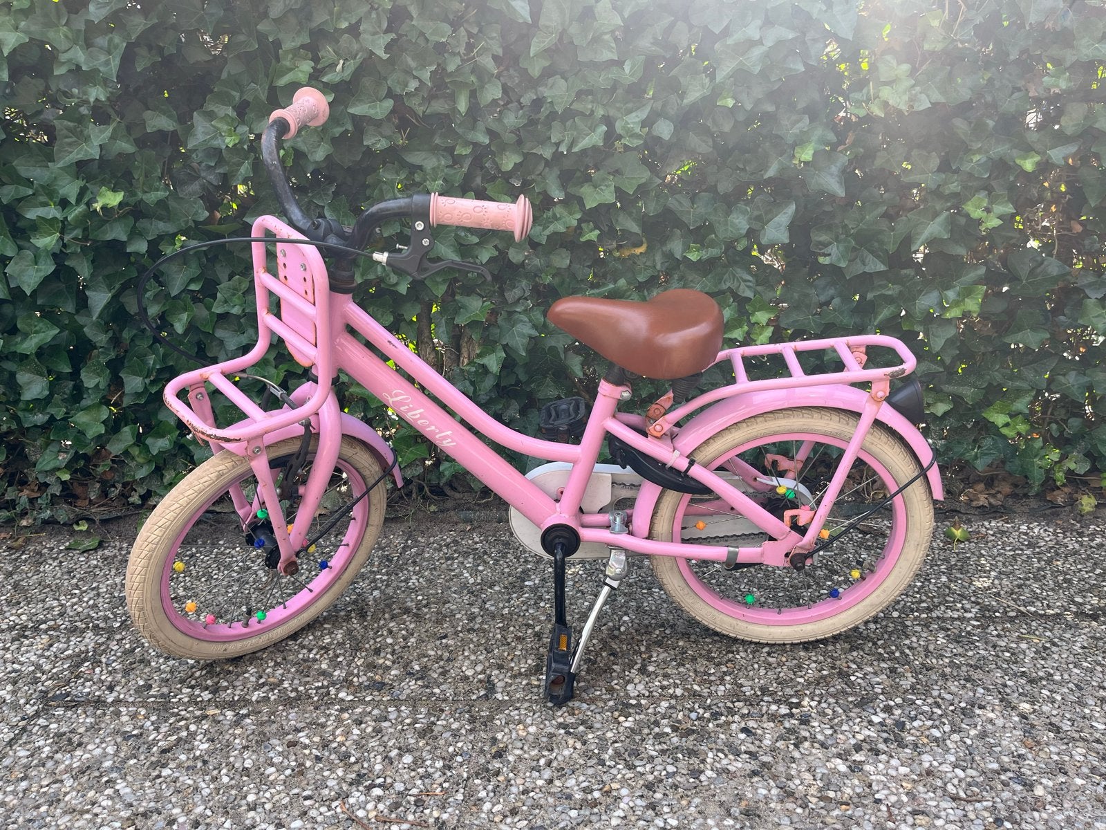 Roze kinderfiets Liberty met voorrek en terugtraprem, Ophalen, Gebruikt, Terugtraprem, 16 tot 20 inch