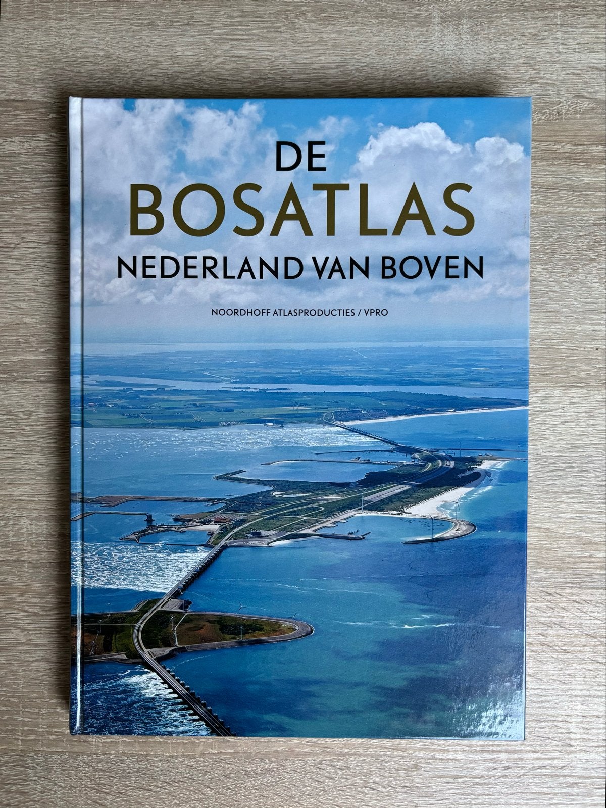 De Grote Bosatlas Nederland Van Boven, Boeken, Bosatlas, 2000 tot heden, Ophalen of Verzenden, Zo goed als nieuw