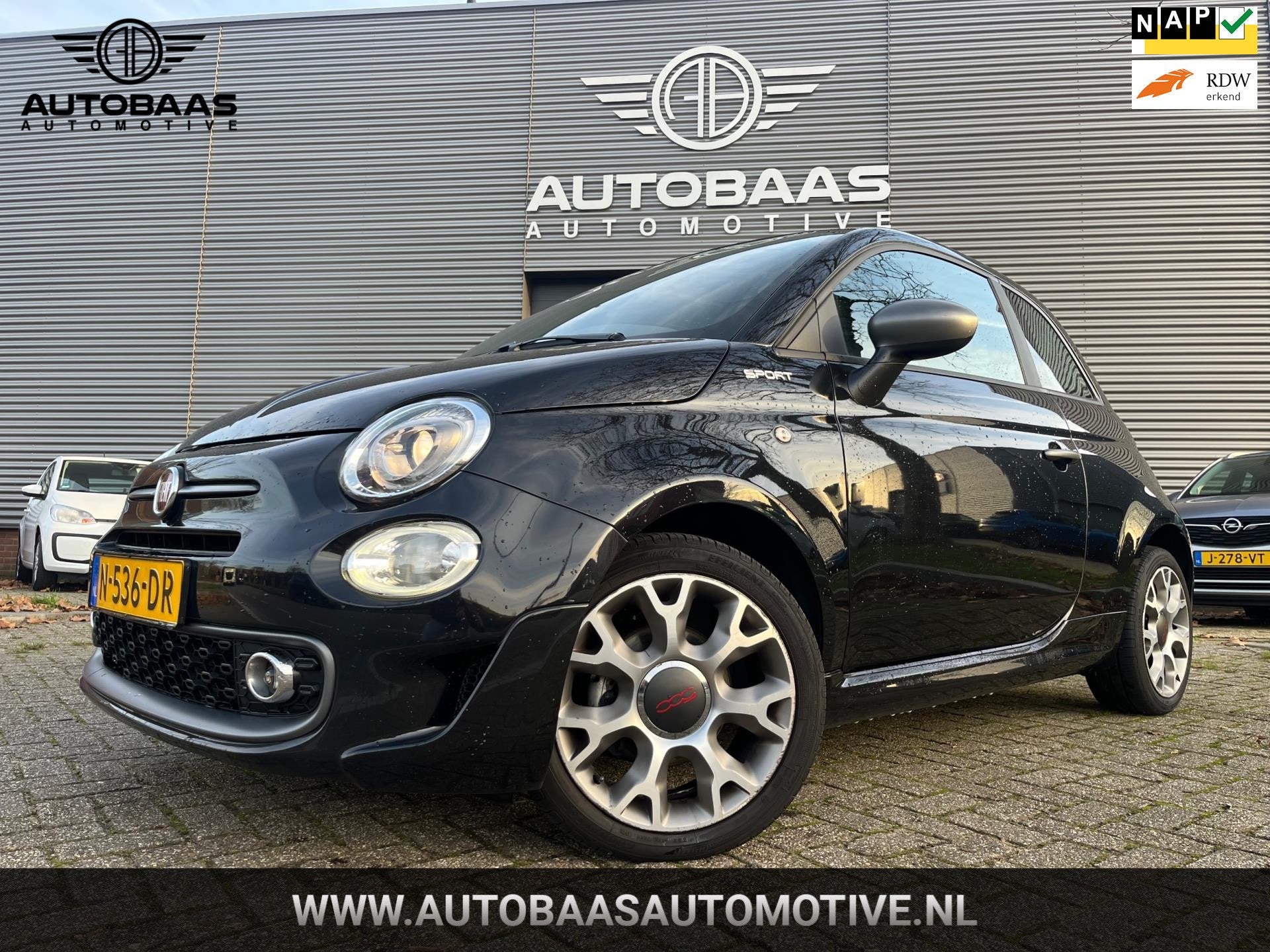 Fiat 500 1.0 Hybrid Sport *APK 09-2027* NL-AUTO+NAP+1EIG+NAV, Auto's, Fiat, 4 stoelen, Zwart, Origineel Nederlands, Bedrijf