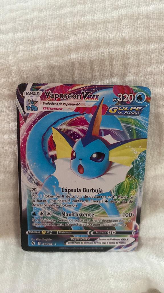 Mooie vaporeon VMAX, Ophalen of Verzenden, Zo goed als nieuw