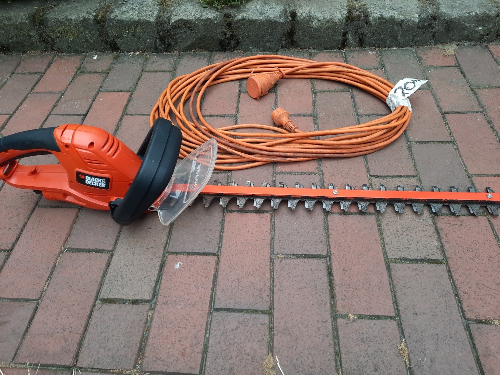 Tekoop nette en weinig gebruikte hegggeschaaren  20 m kabbel, Ophalen, Zo goed als nieuw, Elektrisch