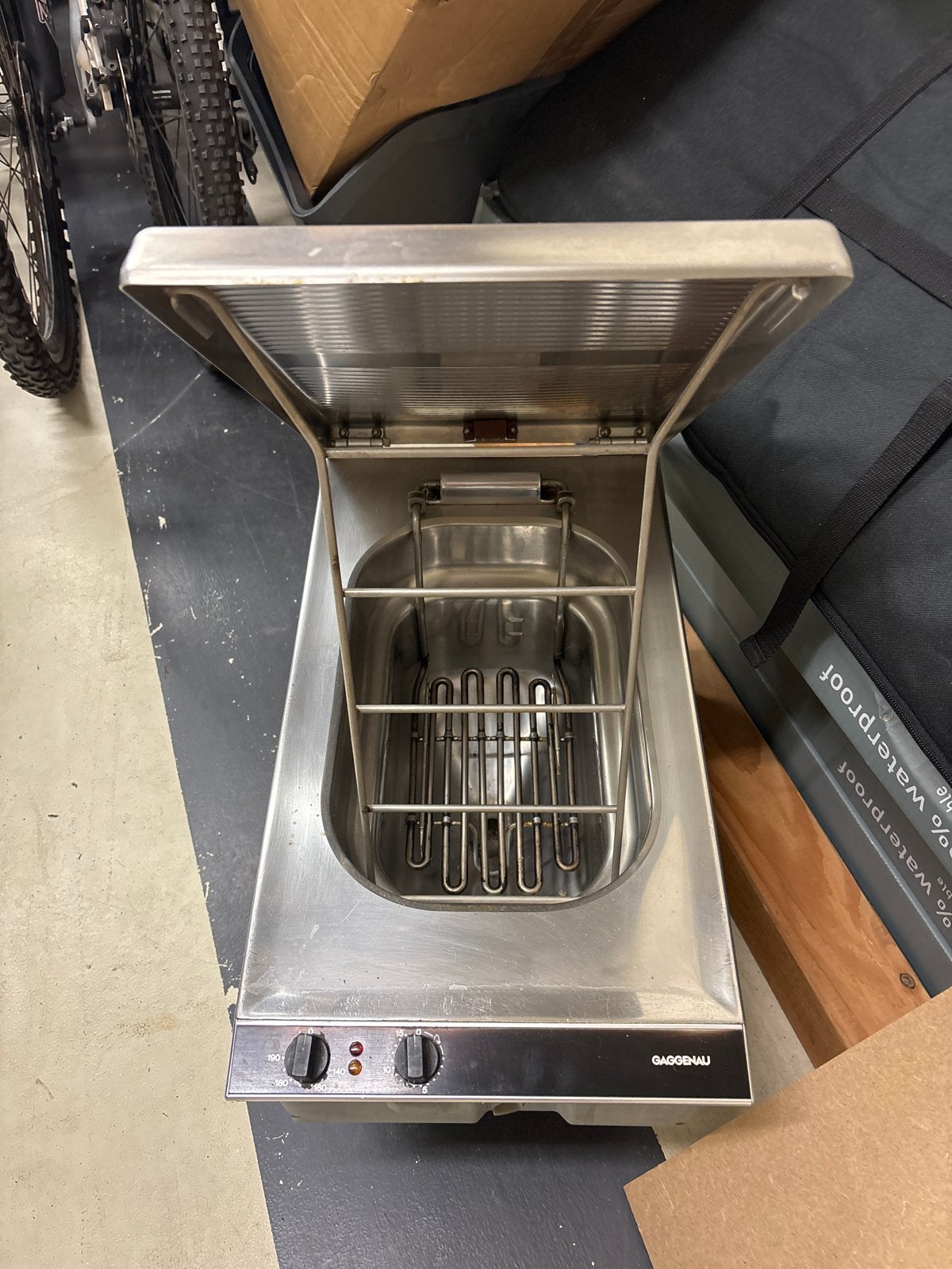 Gaggenau Friteuse - Inbouw - RVS, Witgoed en Apparatuur, Frituurpannen, Gebruikt, 3 tot 4 liter, Uitneembare binnenpan, Ophalen of Verzenden