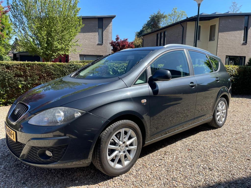 Seat Altea XL 1.2 TSI 77KW Stationwagon 2011 | TREKHAAK |, Voorwielaandrijving, Metallic lak, Stof, 4 cilinders