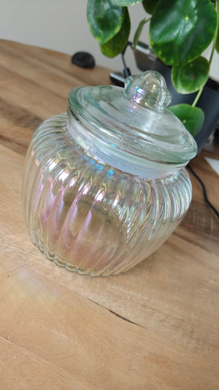 Glazen pot met deksel (snoeppot), Ophalen, Zo goed als nieuw, Meerkleurig, Glas