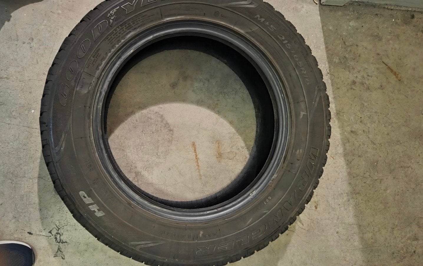 2x Goodyear Wrangler HP All Season banden 215/65R16, Ophalen, Gebruikt