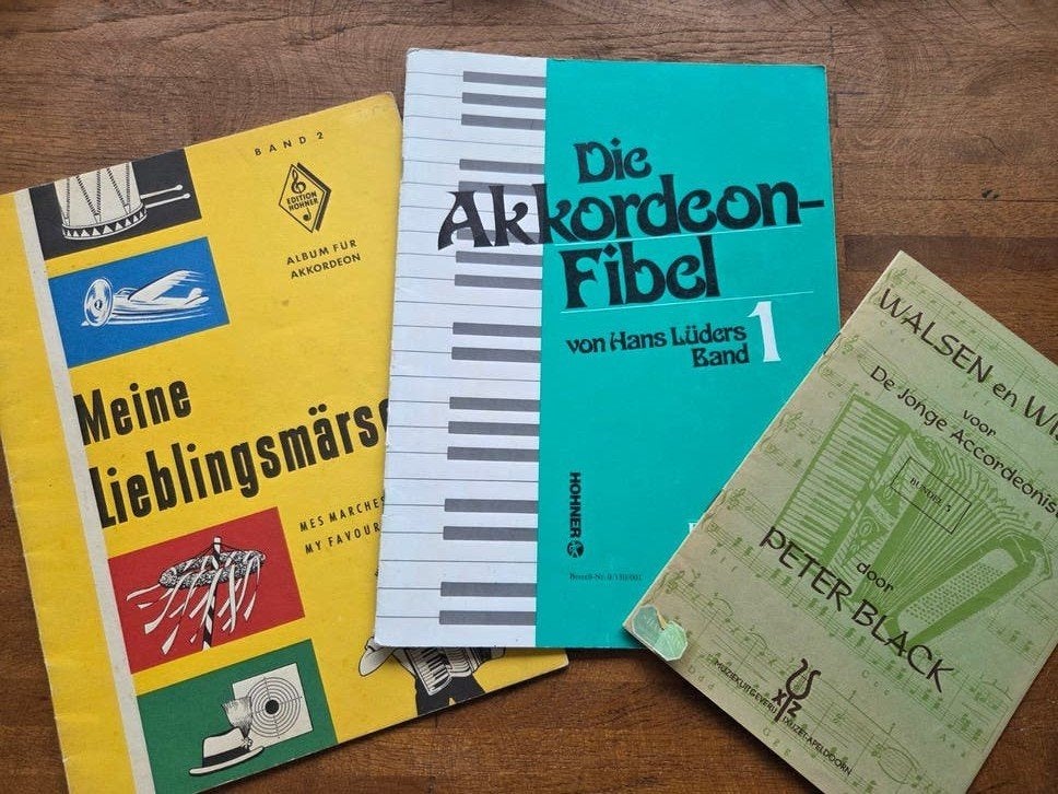 Accordeon Boeken: Die Akkordeon-Fibel,, Muziek en Instrumenten, Gebruikt, Overige genres, Les of Cursus, Ophalen of Verzenden
