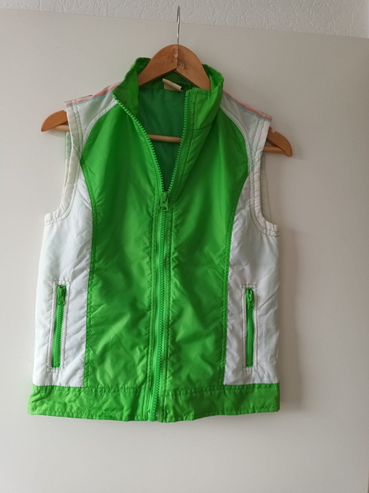 New Adventure Bodywarmer Groen/Wit Maat 164, Gebruikt, Jongen of Meisje, Ophalen of Verzenden, New Adventure