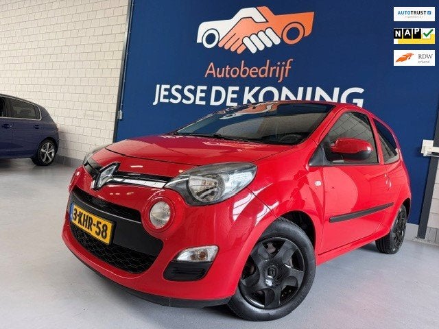 Renault Twingo 1.2 16V Collection / bj.2013 / kleur: rood /, Auto's, Voorwielaandrijving, Gebruikt, 4 cilinders, 4 stoelen
